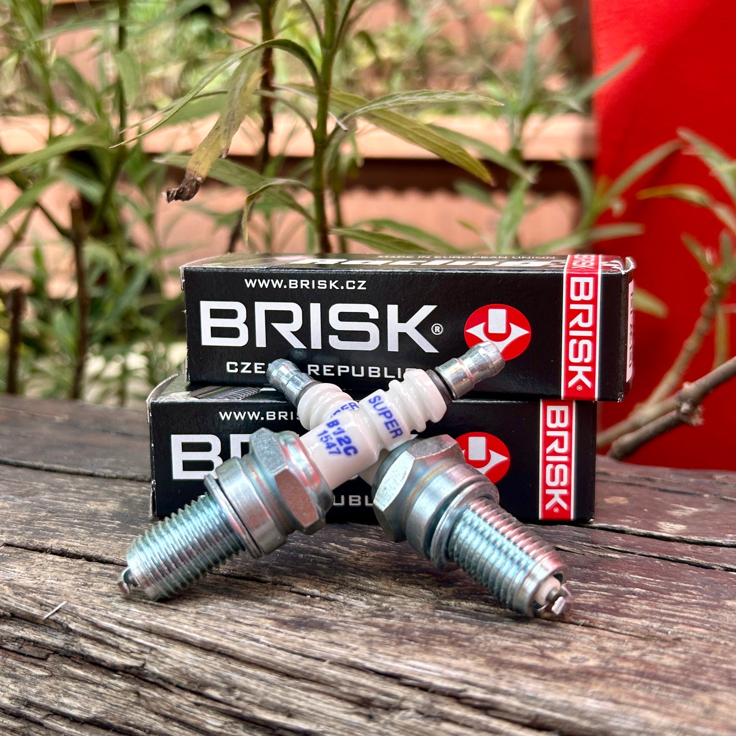 BRISK SPARK PLUGS COPPER B12C