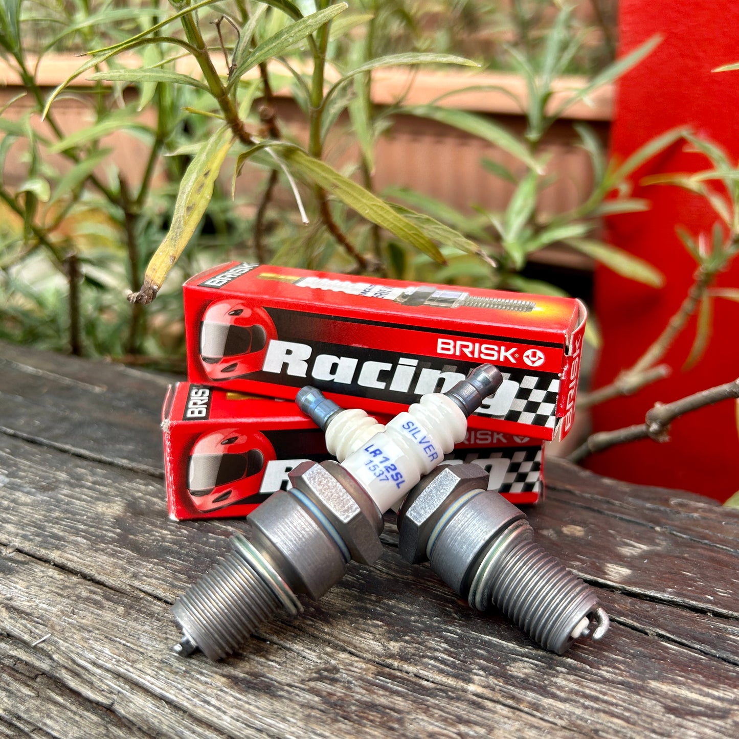 BRISK SPARK PLUGS SILVER LR12SL